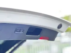2022 Porsche Macan T 2.0T, белый — фото 23