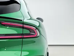 2025 Xiaomi YU7, зелёный — фото 6