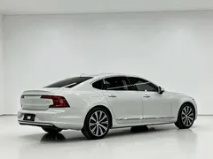 2021 Volvo S90 — фото 5