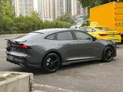 2023 Changan UNI-V 1.5T — фото 3