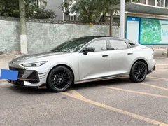 2023 Changan UNI-V 1.5T Sport — фото 2