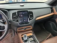 2023 Volvo XC90 7-seat, чёрный — фото 14