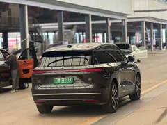 2024 Nio ES8 100kWh, синий — фото 12