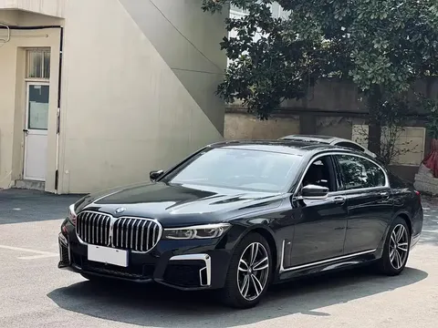 2021 BMW 7 Series 7 730Li M
