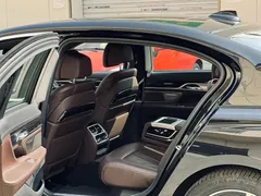 2021 BMW 7 Series 7 730Li M, чёрный — фото 5