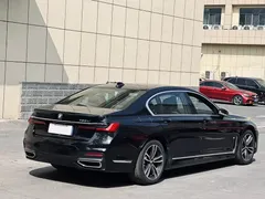 2021 BMW 7 Series 7 730Li M, чёрный — фото 9