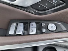 2023 BMW 3 Series 325Li M Sport Package, белый — фото 9