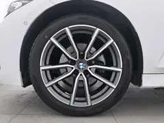 2023 BMW 3 Series 325Li M Sport Package, белый — фото 17