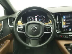 2021 Volvo S90 B5 Luxury, чёрный — фото 11