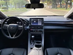2019 Toyota Avalon 2.0L Base VI, чёрный — фото 4