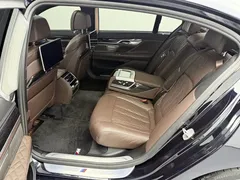 2019 BMW 7 Series 7 740Li M, чёрный — фото 10