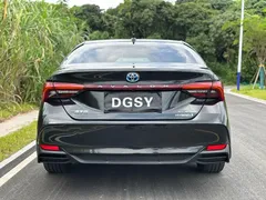 2022 Toyota Avalon Hybrid 2.5L XLE Premium, чёрный — фото 24