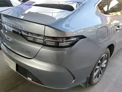 2024 BYD Destroyer 05 DM-i PHEV 55km Luxury — фото 8
