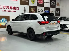 2021 Mitsubishi Outlander 2.0L, белый — фото 4