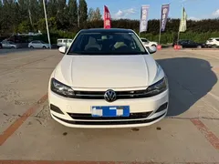 2021 Volkswagen Polo Plus 1.5L AT Colorful Tech, белый — фото 2