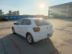 2021 Volkswagen Polo Plus 1.5L AT Colorful Tech, белый — фото 6