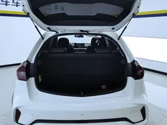 2021 Geely Vision X3 1.5L CVT, белый — фото 4