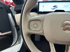 2024 Nio ET5T 75kWh Touring, белый — фото 6