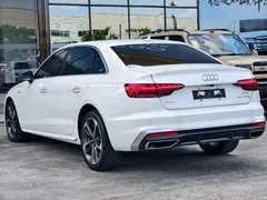 2022 Audi A4L 40 TFSI Fashion Dynamic, белый — фото 9