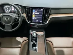 2022 Volvo S60 B4 Luxury, белый — фото 5