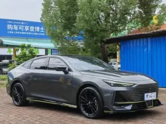 2022 Changan UNI-V 1.5T Sport — фото 3