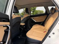 2023 Geely Atlas L 1.5TD DCT Premium — фото 24