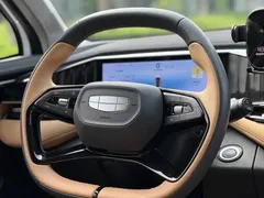 2023 Geely Atlas L 1.5TD DCT Premium — фото 33