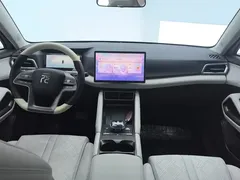 2024 BYD Yuan UP 401km Leading, белый — фото 12