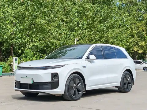 2024 Li Auto L6 Pro