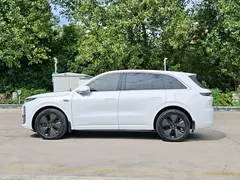 2024 Li Auto L6 Pro, белый — фото 10
