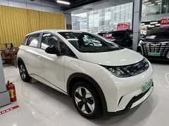 2025 BYD 420km — фото 3