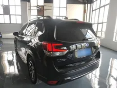 2021 Subaru Forester 2.0i Luxury EyeSight, чёрный — фото 5