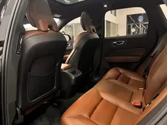 2022 Volvo XC60 4WD Sport, чёрный — фото 23