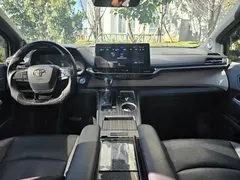2023 Toyota Granvia 2.5L Hybrid VIP, чёрный — фото 4
