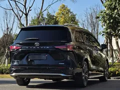 2023 Toyota Granvia 2.5L Hybrid VIP, чёрный — фото 6