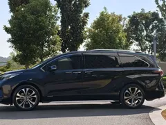 2023 Toyota Granvia 2.5L Hybrid VIP, чёрный — фото 9
