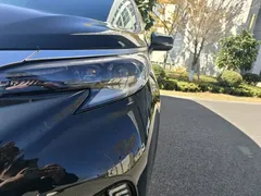 2023 Toyota Granvia 2.5L Hybrid VIP, чёрный — фото 13
