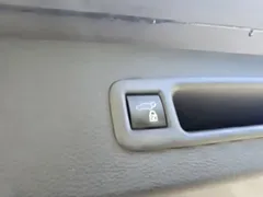 2023 Toyota Granvia 2.5L Hybrid VIP, чёрный — фото 15