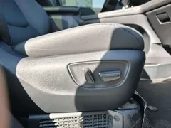 2023 Toyota Granvia 2.5L Hybrid VIP, чёрный — фото 47