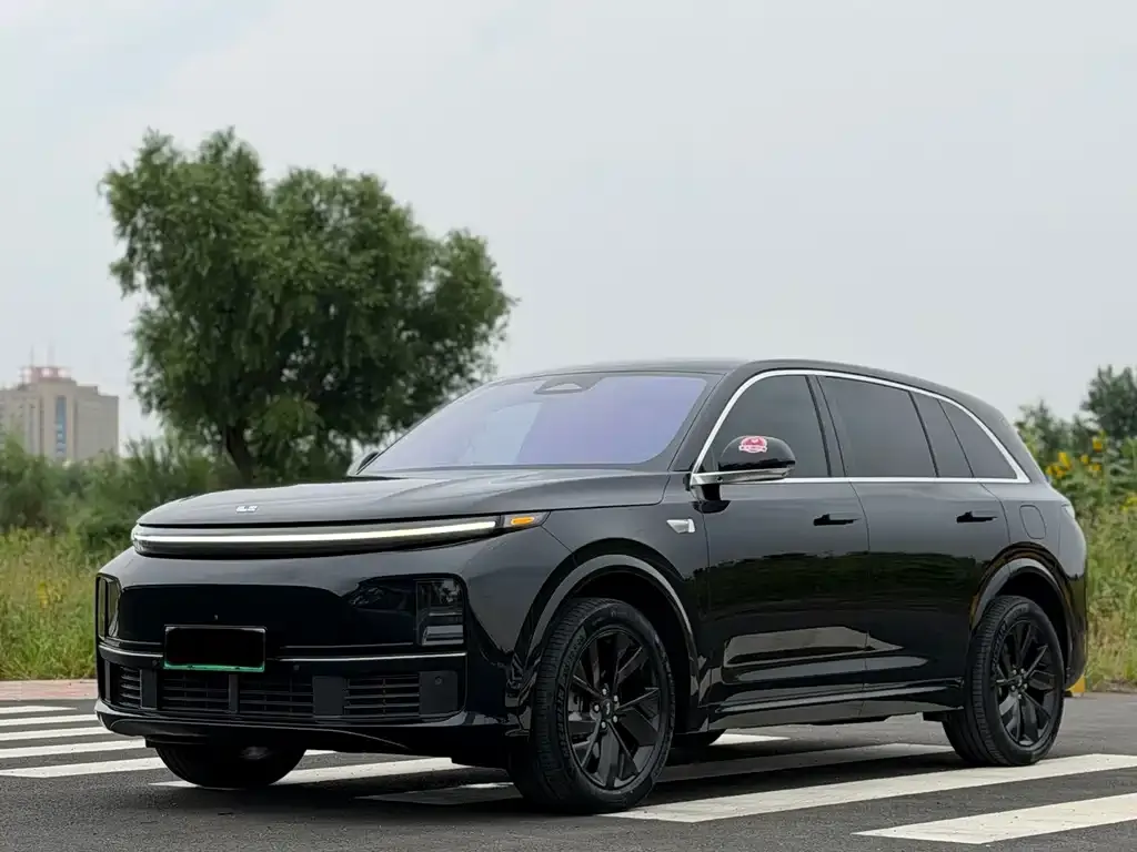 2023 Li Auto L7 Air