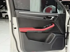 2020 Porsche Macan 2.0T, белый — фото 13