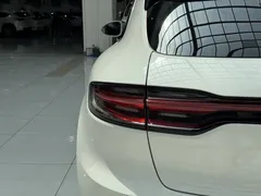 2020 Porsche Macan 2.0T, белый — фото 17