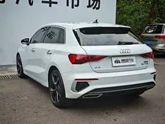 2022 Audi A3 Sportback 35 TFSI, белый — фото 31