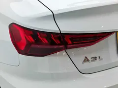 2021 Audi A3L Limousine 35 TFSI, белый — фото 10