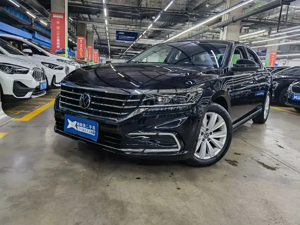 2021 Volkswagen Passat 330TSI Elite