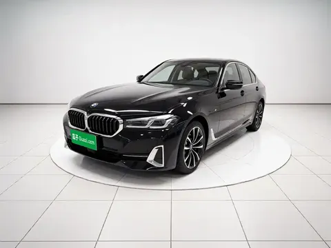 2022 BMW 5 Series 530Li