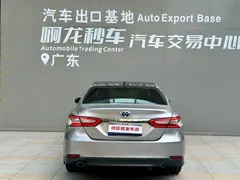 2021 Toyota Camry Hybrid 2.5HG Luxury — фото 4