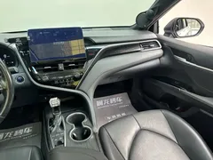 2021 Toyota Camry Hybrid 2.5HG Luxury — фото 6