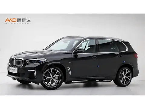 2023 BMW X5 X5/40Li/3.0T/22 XDrive M