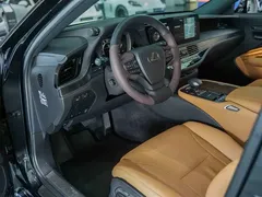 2021 Lexus LS 500h, чёрный — фото 2